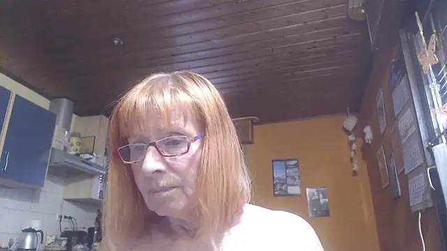 SexySilvie online show from 06-24-26, 11:09