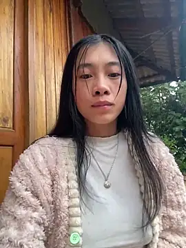 EmLy02 online show from 11-07-25, 11:38