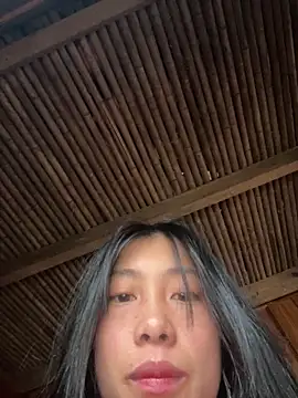 EmLy02 online show from 04-13-26, 11:54