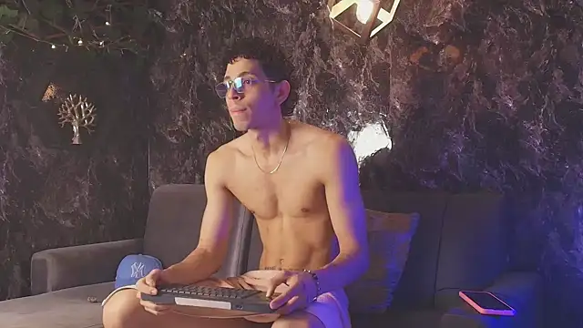 nicolai drake online show from 11-16-25, 08:25