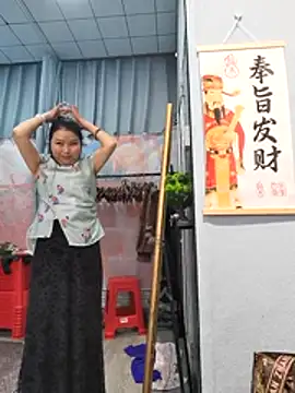 lingling5200 online show from 05-02-26, 05:45