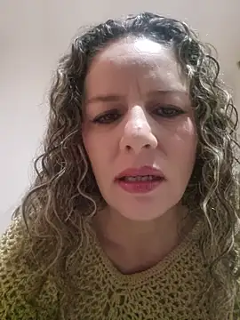 Nina vallon online show from 05-18-26, 10:32