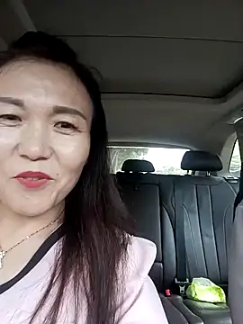 Snapshot of Joanna1122 chatting on 10-10-25, 03:27 Joanna1122 online show from 10-10-25, 03:27