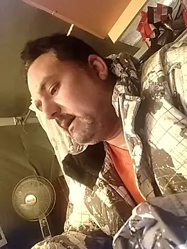 Snapshot of mM0140 chatting on 01-14-26, 01:39 mM0140 online show from 01-14-26, 01:39