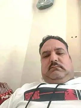 Snapshot of mM0140 chatting on 01-16-26, 11:25 mM0140 online show from 01-16-26, 11:25