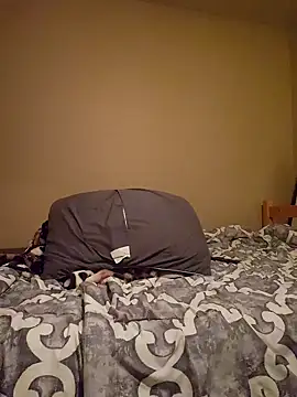 Snapshot of Dillybar41 chatting on 10-05-25, 04:44 Dillybar41 online show from 10-05-25, 04:44