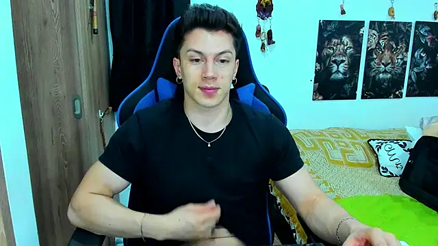 Snapshot of javiersexymann chatting on 01-05-25, 12:09 javiersexymann online show from 01-05-25, 12:09