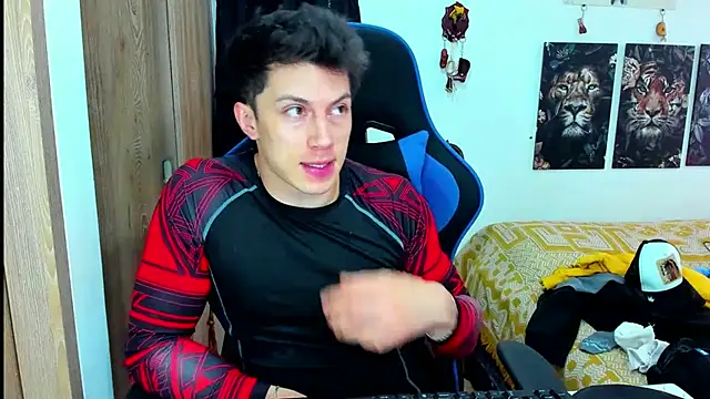 Snapshot of javiersexymann chatting on 01-15-25, 08:48 javiersexymann online show from 01-15-25, 08:48