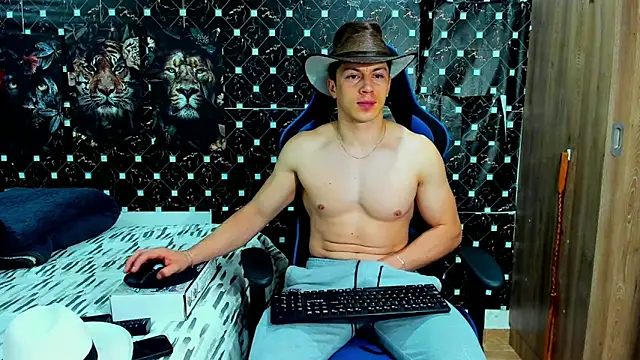 javiersexymann online show from 05-18-26, 04:18