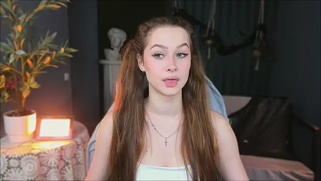 ArielSykes online show from 10-28-25, 05:48