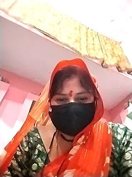 Rajnee33A online show from 04-13-26, 08:42