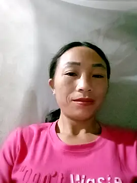 Snapshot of lucybaby00 chatting on 09-10-25, 10:43 lucybaby00 online show from 09-10-25, 10:43