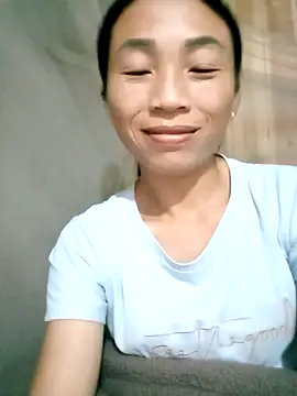 Snapshot of lucybaby00 chatting on 10-18-25, 03:46 lucybaby00 online show from 10-18-25, 03:46