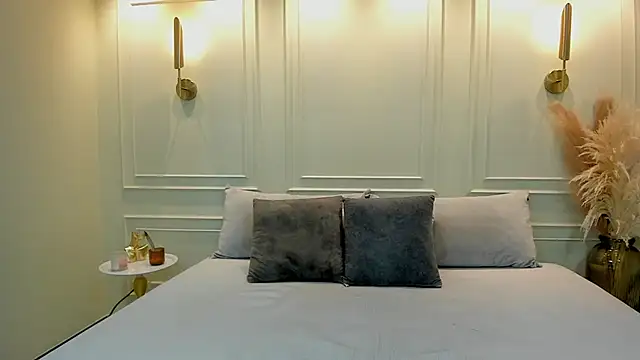 gabysanta  online show from 10-25-25, 02:35