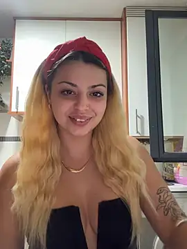 Snapshot of NoeliaGarcia17 chatting on 07-25-26, 11:13 NoeliaGarcia17 online show from 07-25-26, 11:13