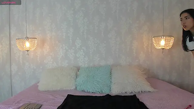 Snapshot of shumy_angels chatting on 09-29-25, 03:11 shumy angels online show from 09-29-25, 03:11