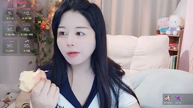 SweetTease2025 online show from 10-05-25, 02:37