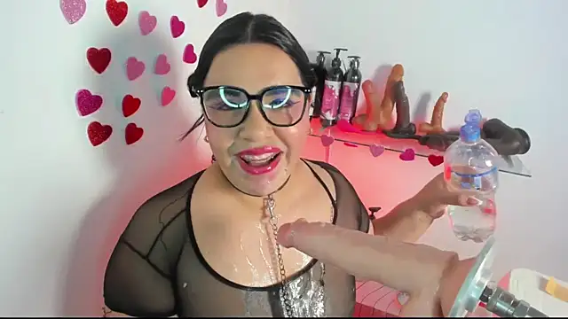 Snapshot of Alanna-sloppy chatting on 05-31-26, 12:34 Alanna-sloppy online show from 05-31-26, 12:34