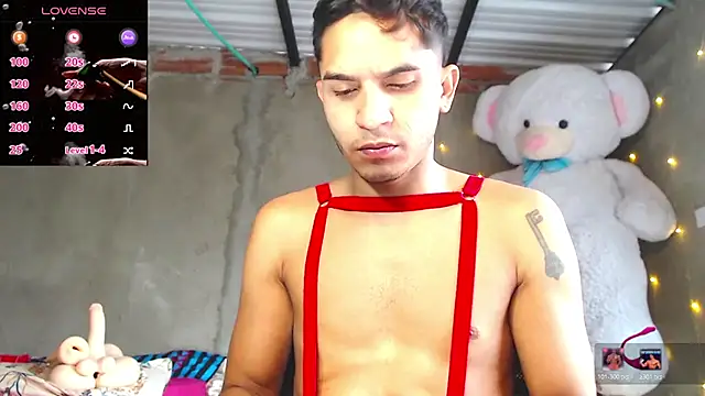 Angel latinboy online show from 05-13-26, 01:19