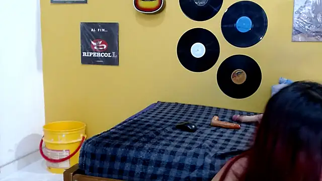 skinnyverus18 online show from 03-07-26, 07:22