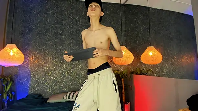 ArthurCox online show from 10-08-25, 07:00