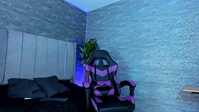 ArthurCox online show from 11-07-25, 05:35