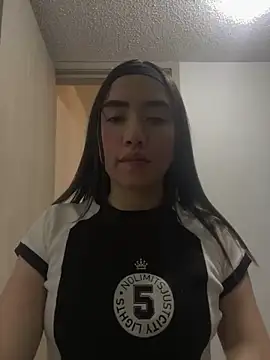 SaraWagner  online show from 03-02-26, 07:37