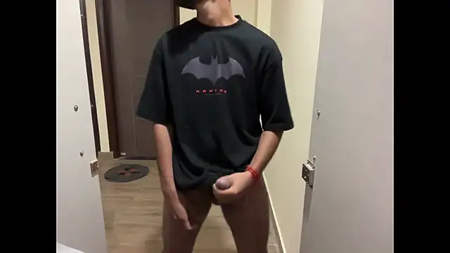 Snapshot of RavenBlack21 chatting on 09-27-25, 02:22 RavenBlack21 online show from 09-27-25, 02:22