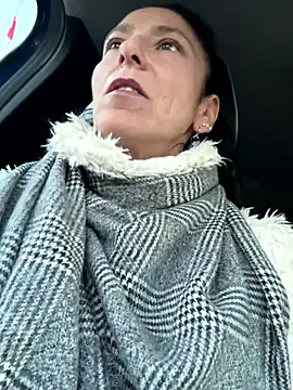 Snapshot of eddivad6974 chatting on 11-26-25, 03:35 eddivad6974 online show from 11-26-25, 03:35