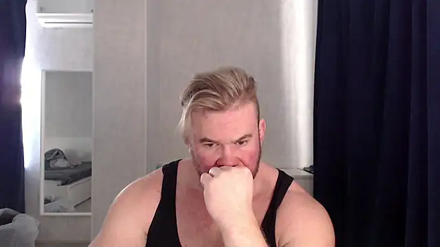 Snapshot of ThorHemsworthRU chatting on 02-17-25, 11:55 ThorHemsworthRU online show from 02-17-25, 11:55