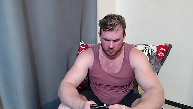 Snapshot of ThorHemsworthRU chatting on 03-18-25, 07:52 ThorHemsworthRU online show from 03-18-25, 07:52