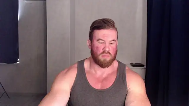 Snapshot of ThorHemsworthRU chatting on 10-18-25, 01:12 ThorHemsworthRU online show from 10-18-25, 01:12