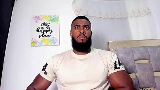 Snapshot of lebron_million chatting on 05-31-26, 02:20 lebron million online show from 05-31-26, 02:20