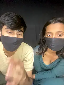 Snapshot of Joy_Love_Roxie chatting on 10-16-25, 06:09 Joy Love Roxie online show from 10-16-25, 06:09