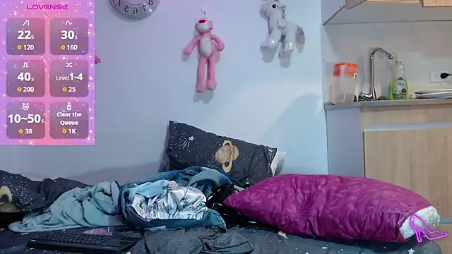 AllysonStonne online show from 02-19-26, 01:01