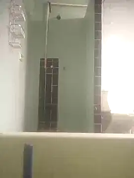 ReyesSau online show from 09-28-25, 04:34