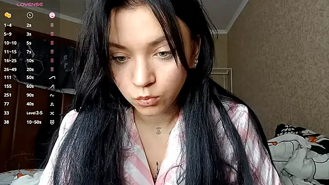 Snapshot of MelodeeCazel chatting on 10-06-25, 12:35 MelodeeCazel online show from 10-06-25, 12:35