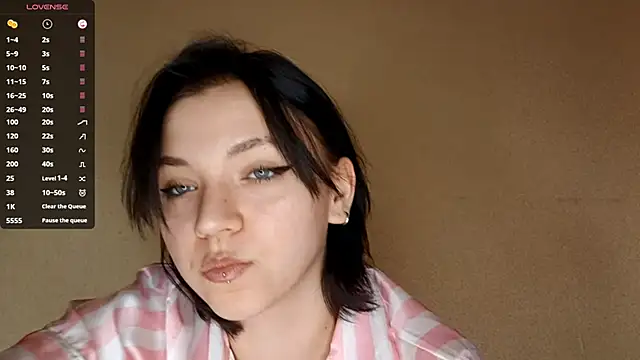 Snapshot of MelodeeCazel chatting on 10-19-25, 12:39 MelodeeCazel online show from 10-19-25, 12:39