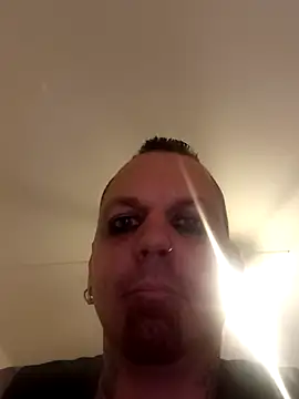 Snapshot of Premium-Jogurt chatting on 11-17-25, 03:40 Premium-Jogurt online show from 11-17-25, 03:40