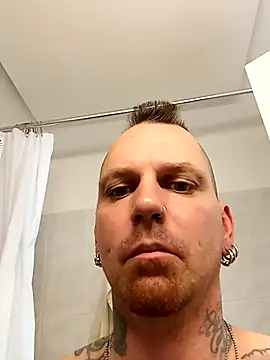 Snapshot of Premium-Jogurt chatting on 11-28-25, 01:14 Premium-Jogurt online show from 11-28-25, 01:14