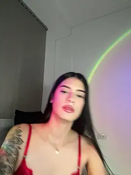 Snapshot of giasteele chatting on 11-08-25, 01:17 giasteele online show from 11-08-25, 01:17