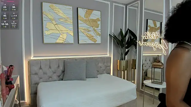 Snapshot of ellette__ chatting on 10-16-25, 07:04 ellette online show from 10-16-25, 07:04