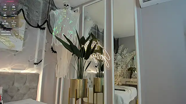 Snapshot of ellette__ chatting on 10-26-25, 07:36 ellette online show from 10-26-25, 07:36