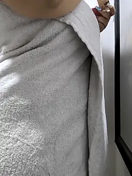 butterfly777  online show from 09-15-25, 10:48