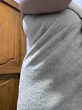 butterfly777  online show from 09-27-25, 11:15