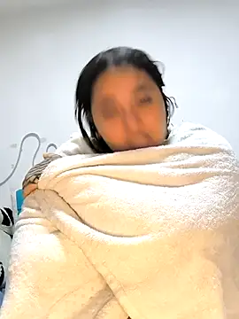 butterfly777  online show from 04-21-26, 09:26