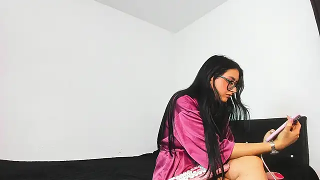 Snapshot of 77Neferkitty77 chatting on 07-26-26, 05:09 77Neferkitty77 online show from 07-26-26, 05:09