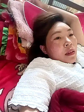 Snapshot of vivi_cute chatting on 09-20-25, 04:02 vivi cute online show from 09-20-25, 04:02