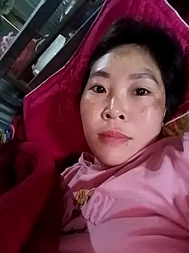 Snapshot of vivi_cute chatting on 10-03-25, 01:35 vivi cute online show from 10-03-25, 01:35