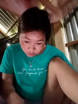 Snapshot of vivi_cute chatting on 10-15-25, 10:26 vivi cute online show from 10-15-25, 10:26